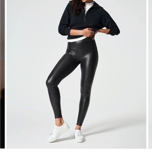 Spanx, black faux leather legging, Medium